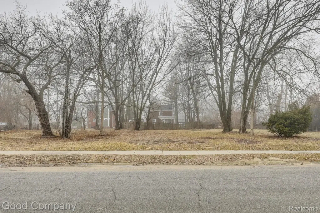 5577 Woodhall Street Detroit City MI 48224