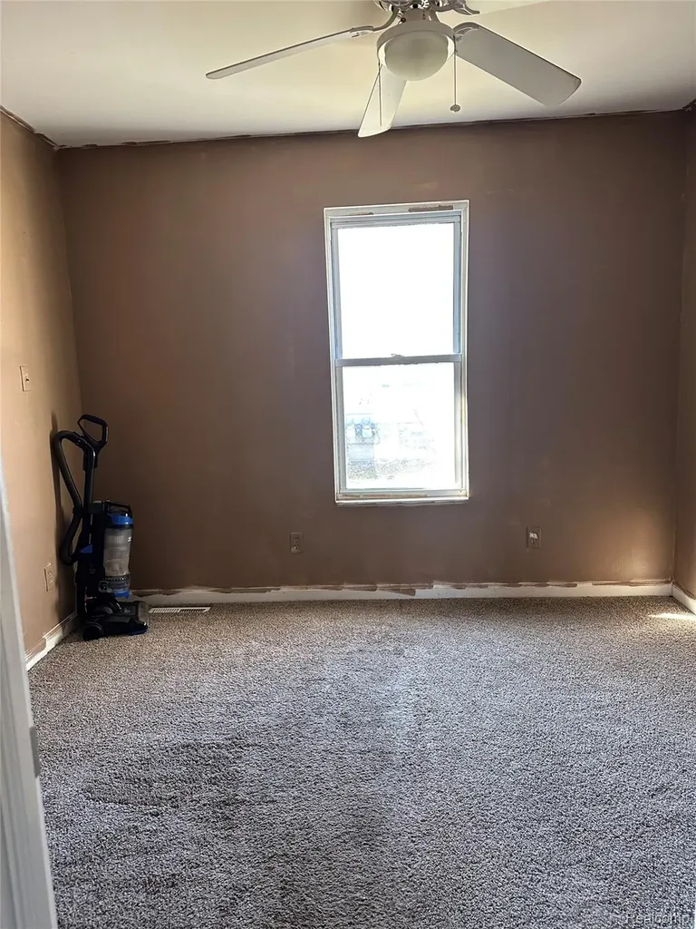 1524 Euclid Street Lincoln Park City MI 48146