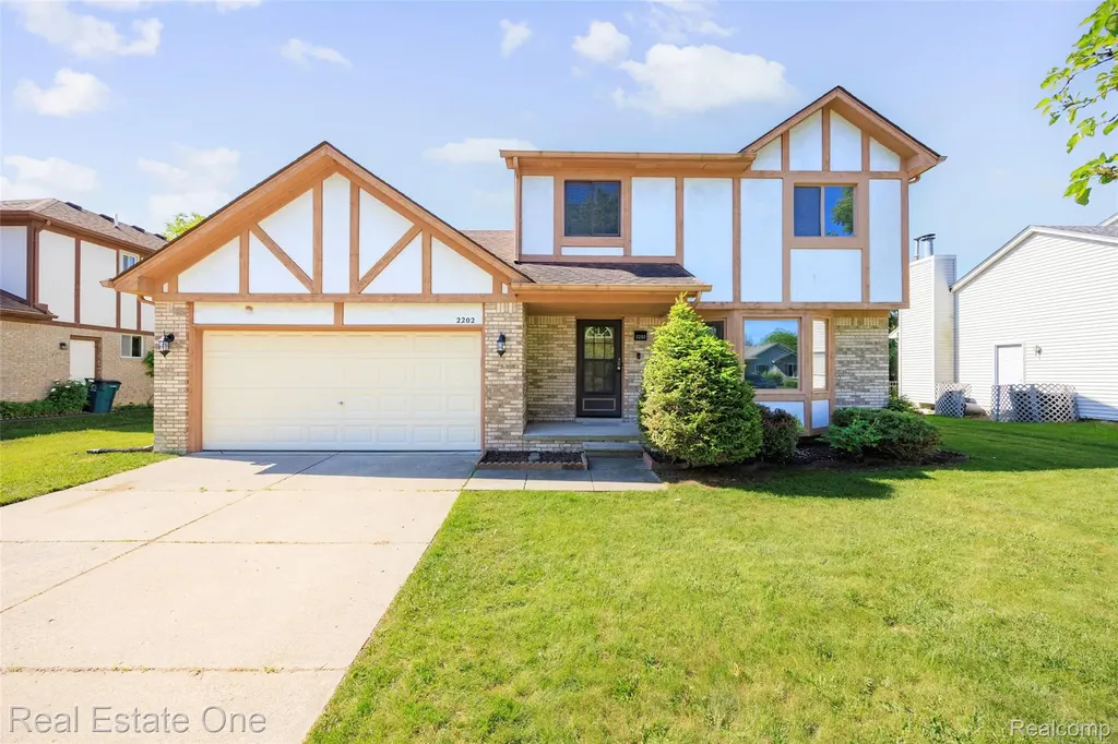 2202 Prescott Drive Troy City MI 48083