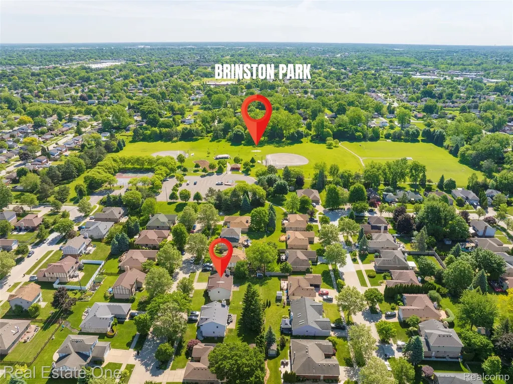 2202 Prescott Drive Troy City MI 48083