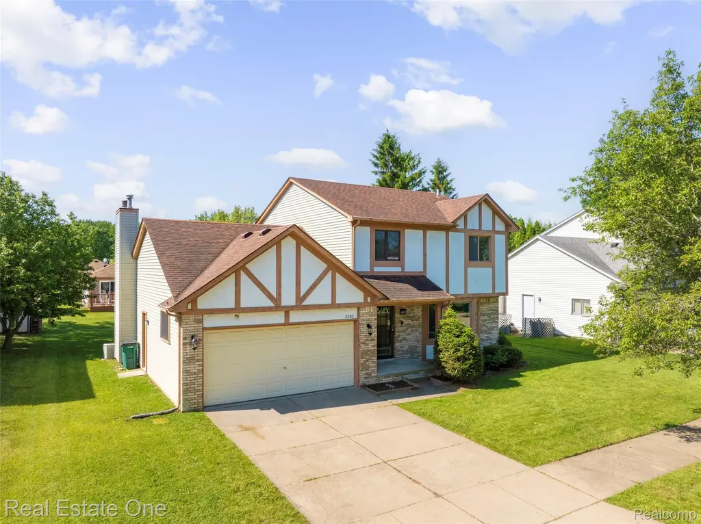 2202 Prescott Drive Troy City MI 48083