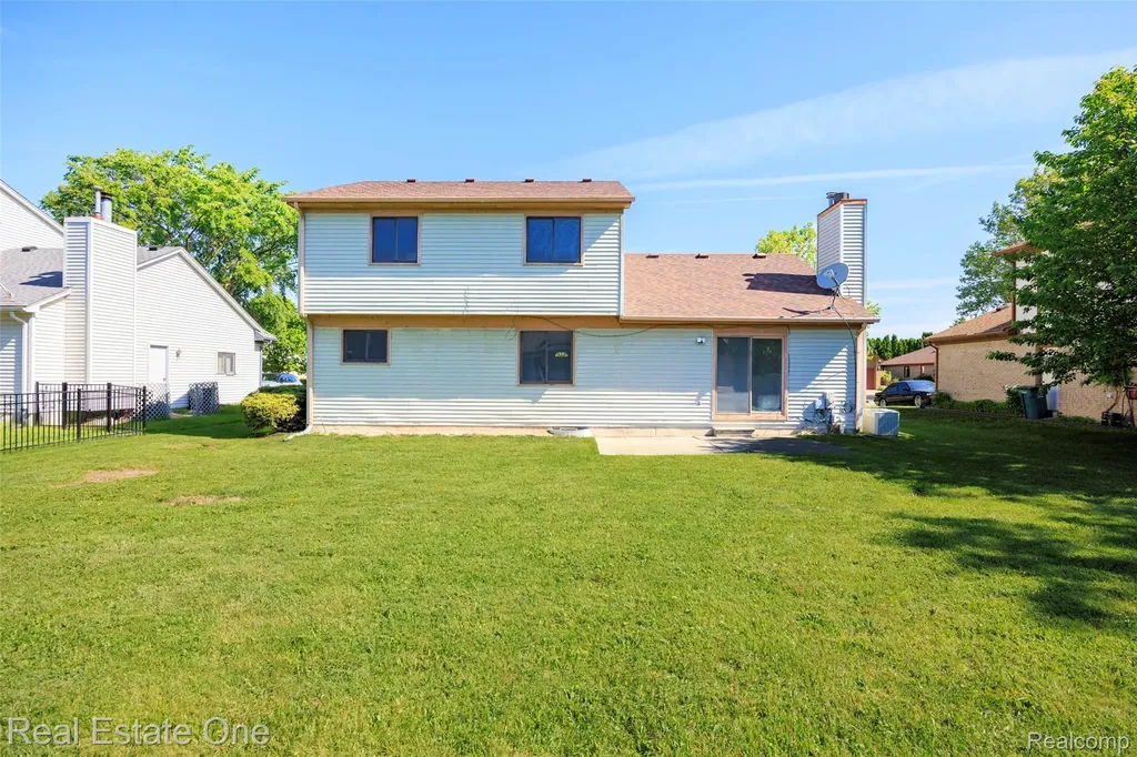 2202 Prescott Drive Troy City MI 48083