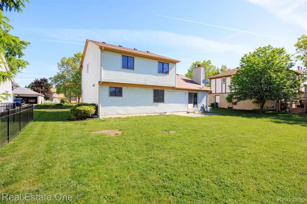 2202 Prescott Drive Troy City MI 48083