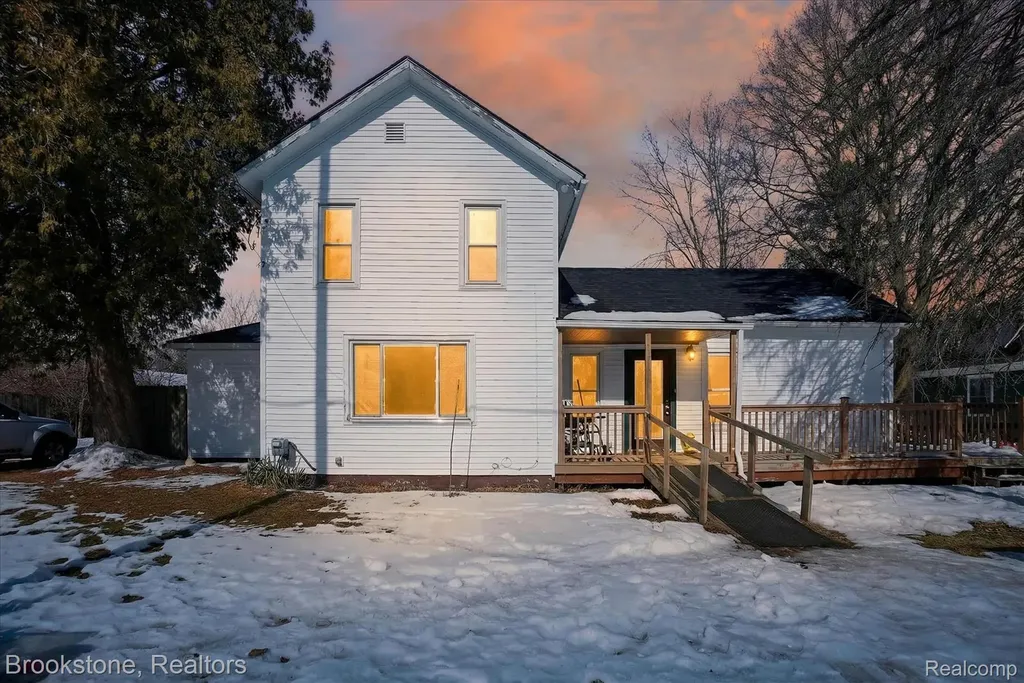 6756 W Beard Road Woodhull Township MI 48872