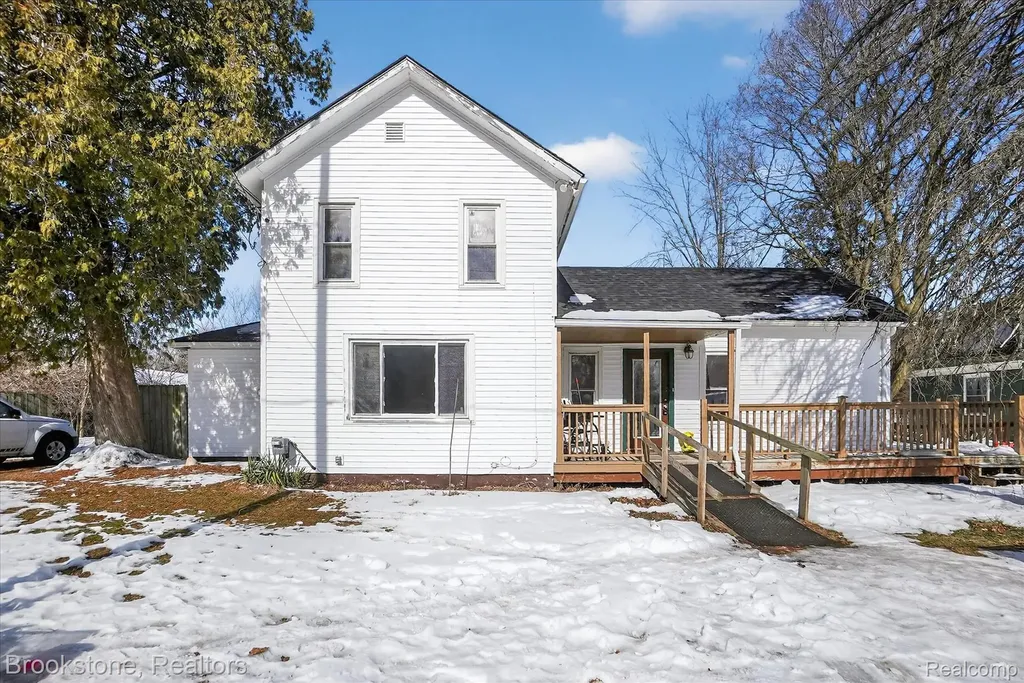 6756 W Beard Road Woodhull Township MI 48872