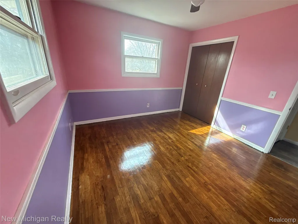 4609 W Wackerly Street Midland City MI 48640