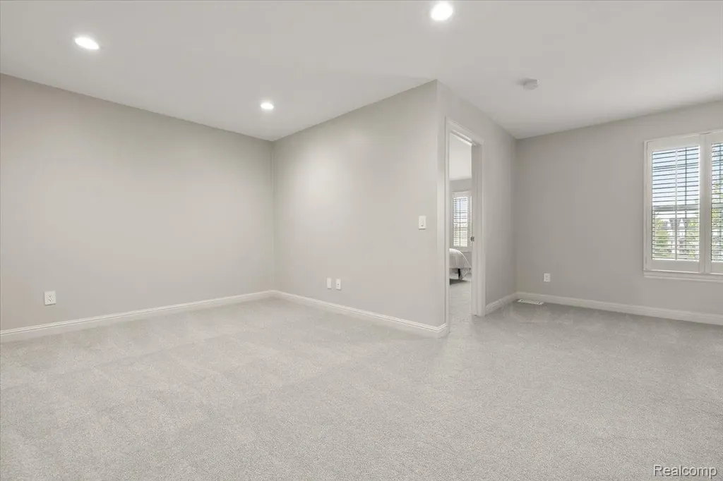 4404 Navin Field Lane Troy City MI 48085