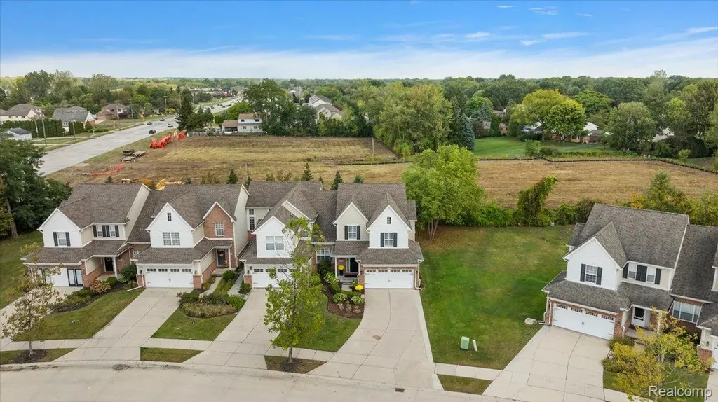 4404 Navin Field Lane Troy City MI 48085