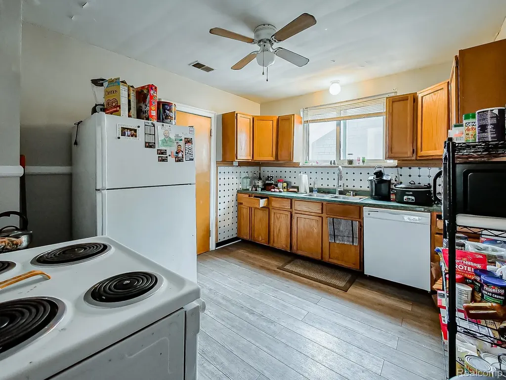 4826 Yorkshire Road Detroit City MI 48224