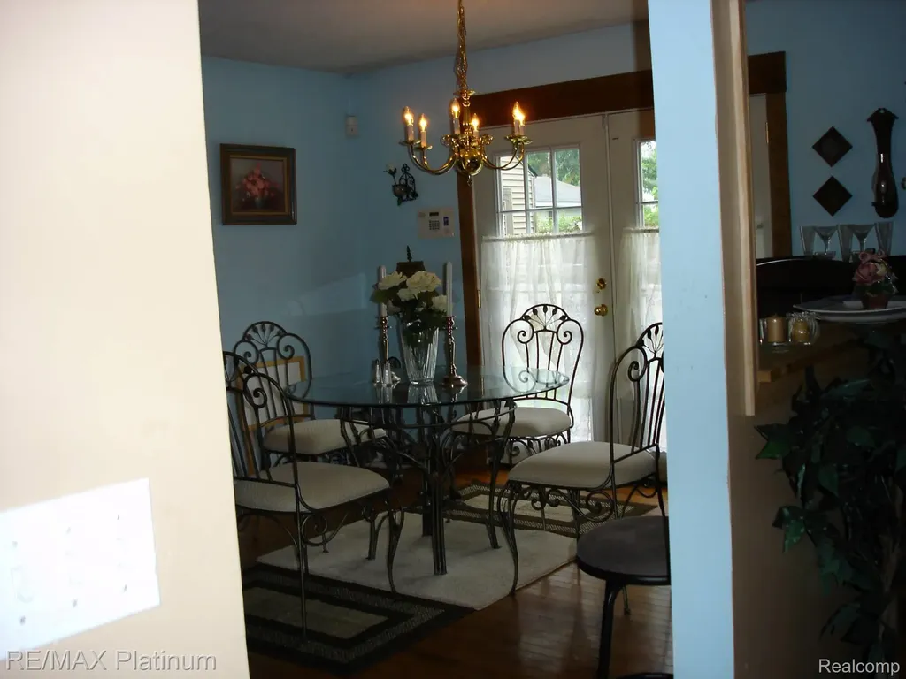 601 Holly Bush Drive Holly Village MI 48442
