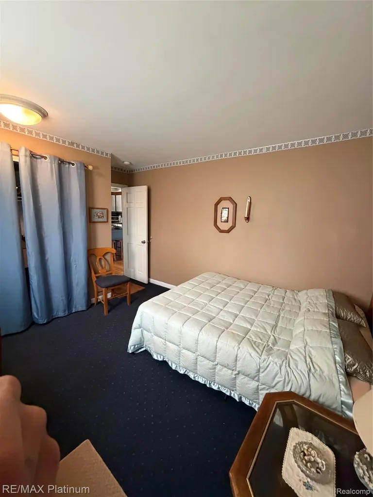 601 Holly Bush Drive Holly Village MI 48442