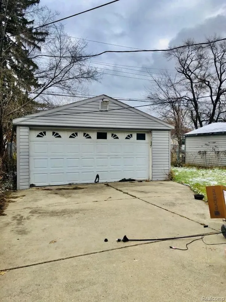 20200 Monte Vista Street Detroit City MI 48221