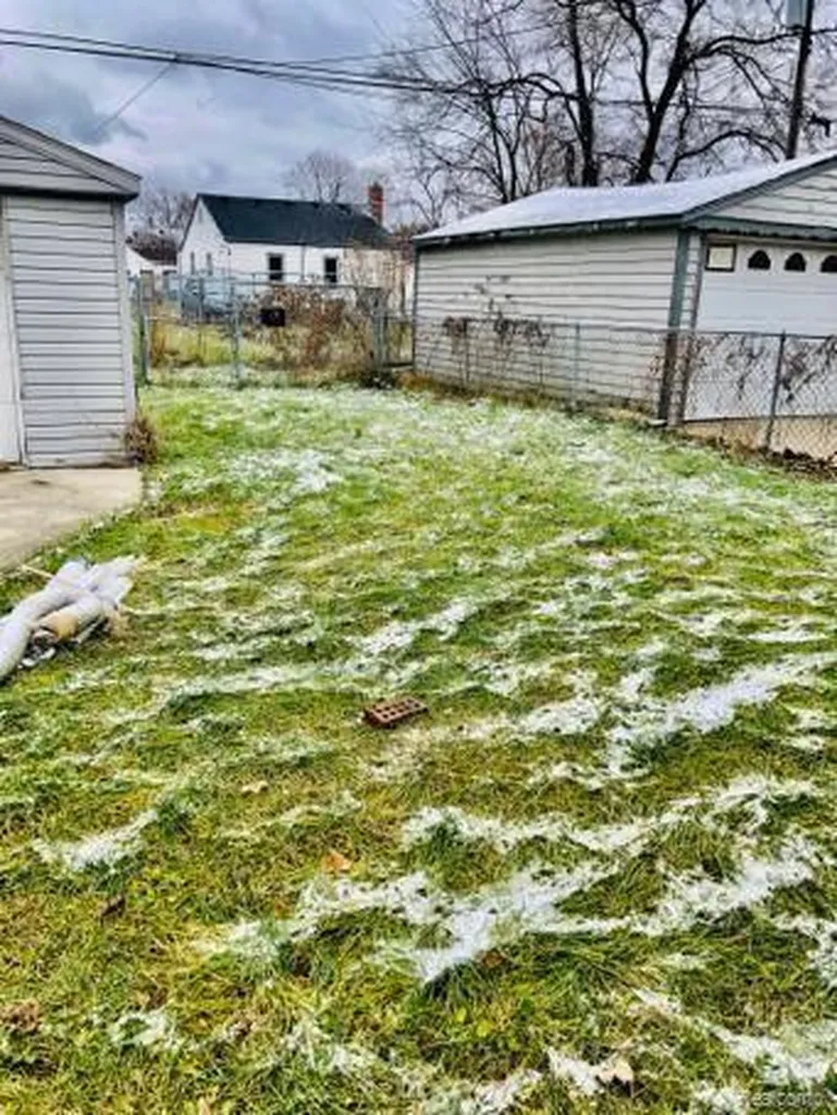 20200 Monte Vista Street Detroit City MI 48221