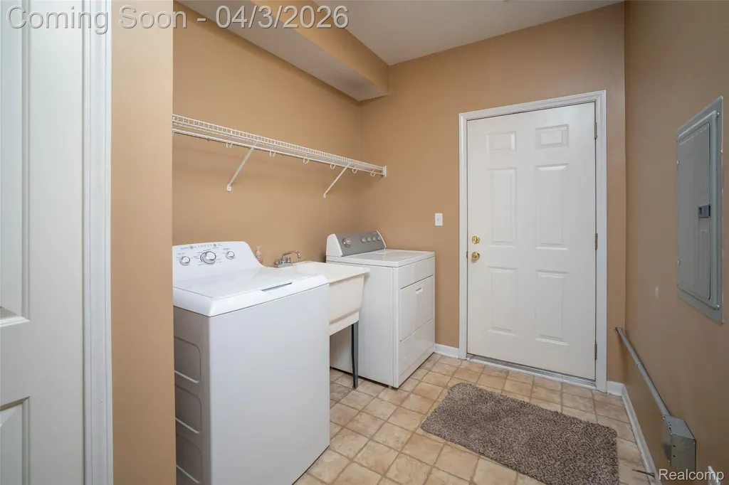 4176 Elizabeth Avenue Canton Charter Township MI 48188