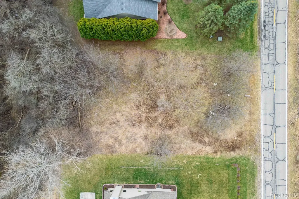 129 Meridian Grosse Ile Township MI 48138