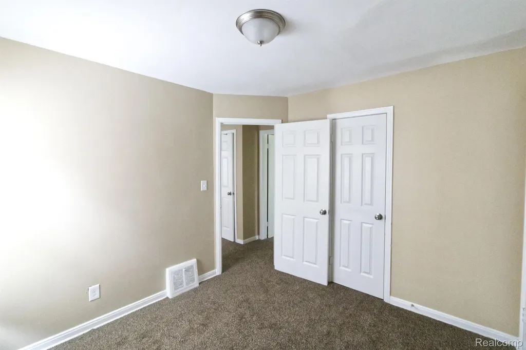 8095 Northlawn Street Detroit City MI 48204