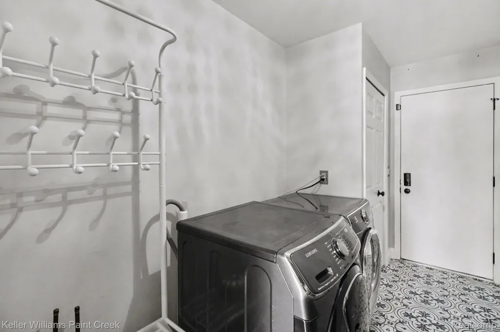 7365 Danbury Drive West Bloomfield Charter Township MI 48322