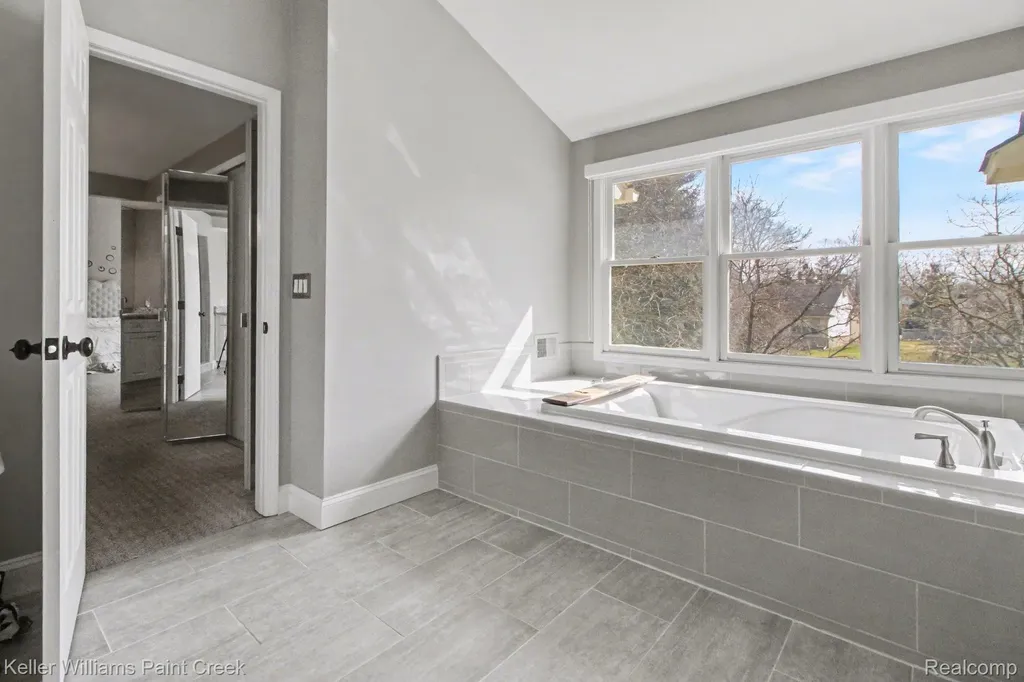 7365 Danbury Drive West Bloomfield Charter Township MI 48322
