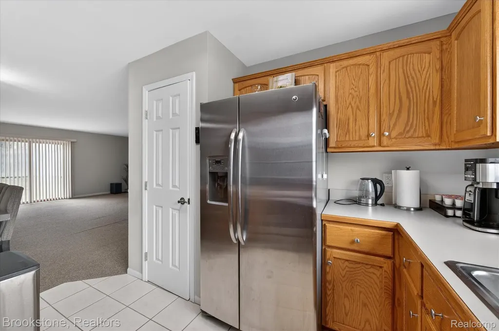 37744 Charter Oaks Boulevard Clinton Charter Township MI 48036