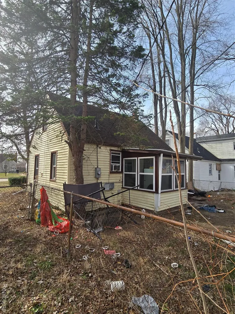 18109 Cornwall Street Detroit City MI 48224