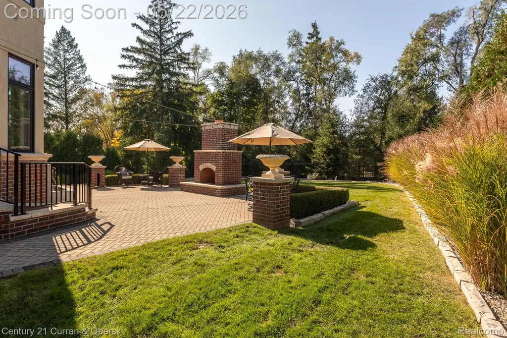 46646 7 Mile Road Northville Township MI 48167