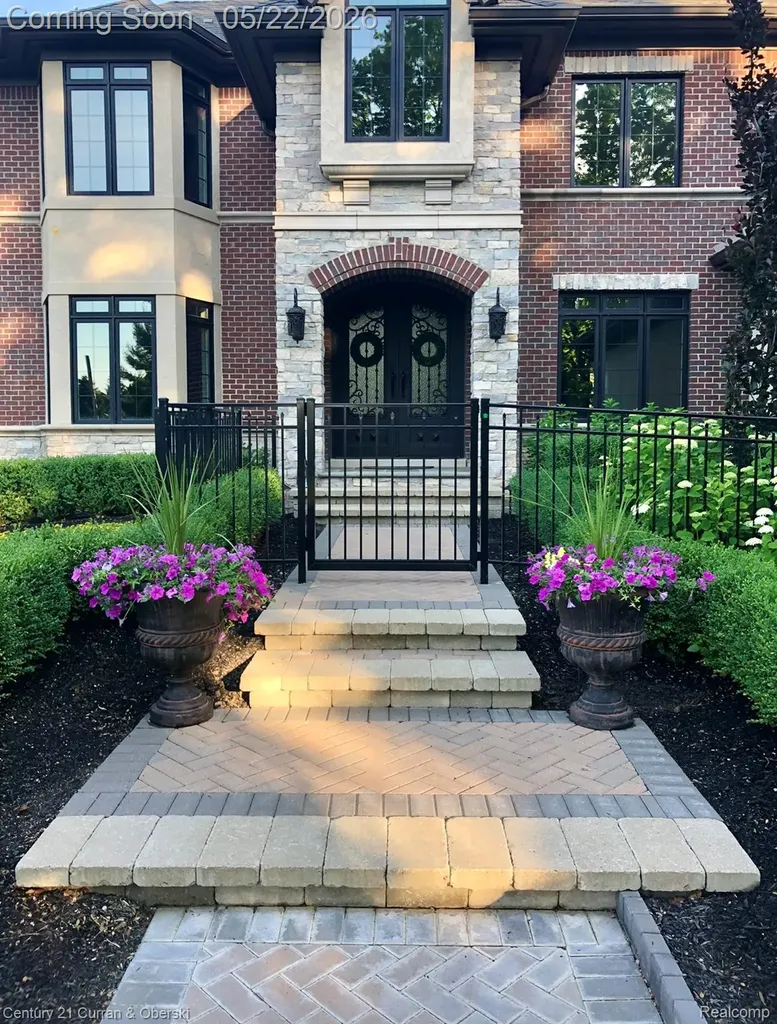 46646 7 Mile Road Northville Township MI 48167