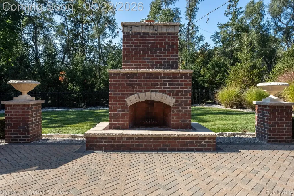 46646 7 Mile Road Northville Township MI 48167