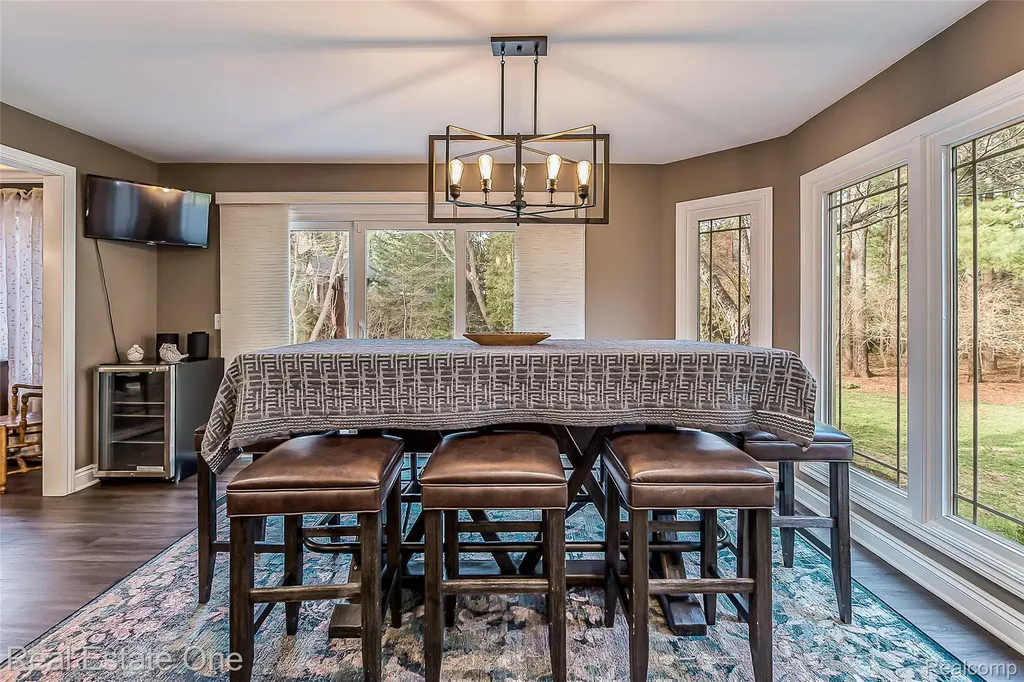 5350 Hidden Pines Drive Genoa Township MI 48116