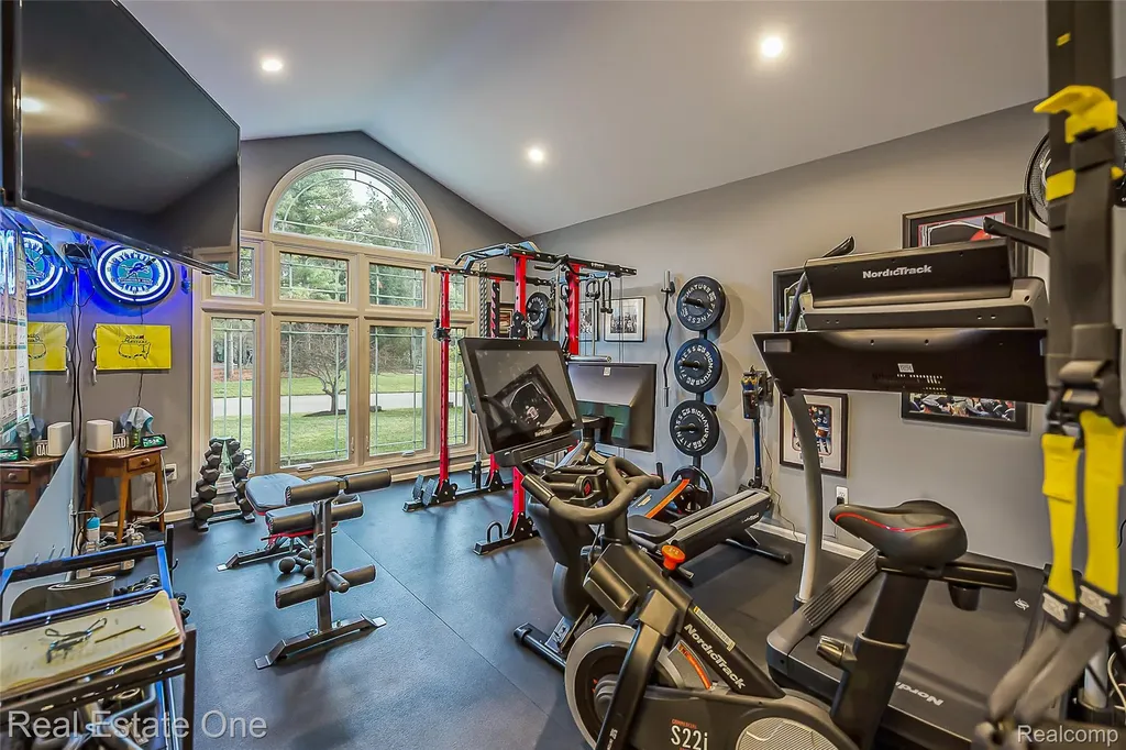 5350 Hidden Pines Drive Genoa Township MI 48116