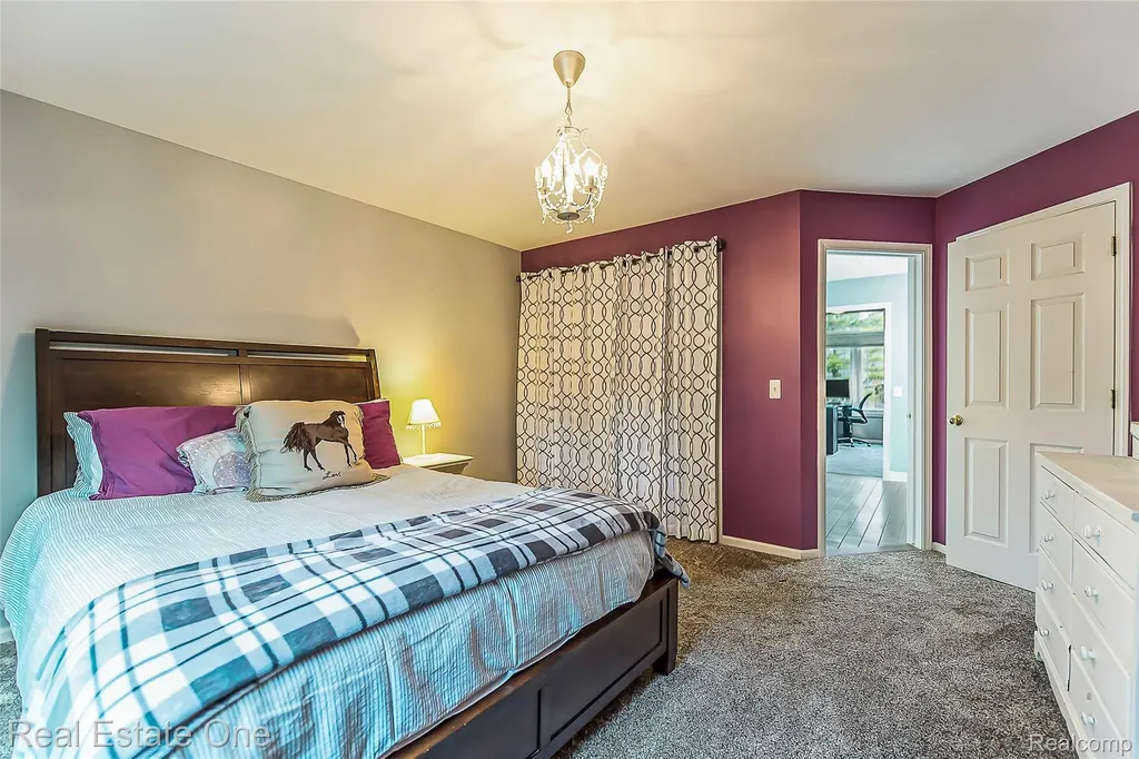 5350 Hidden Pines Drive Genoa Township MI 48116
