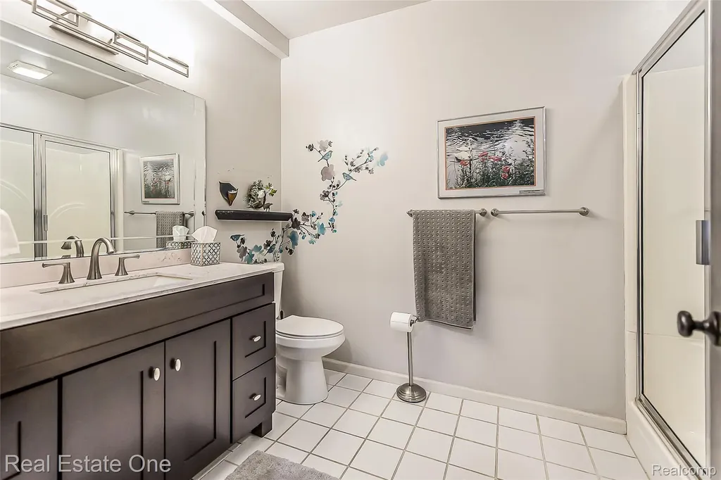5350 Hidden Pines Drive Genoa Township MI 48116