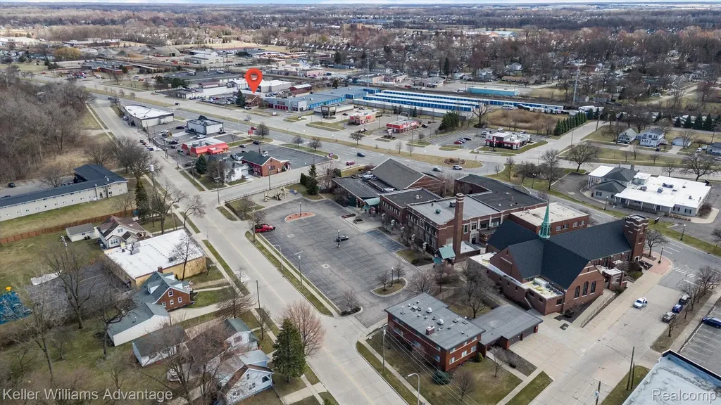 34233 Michigan Avenue Wayne City MI 48184