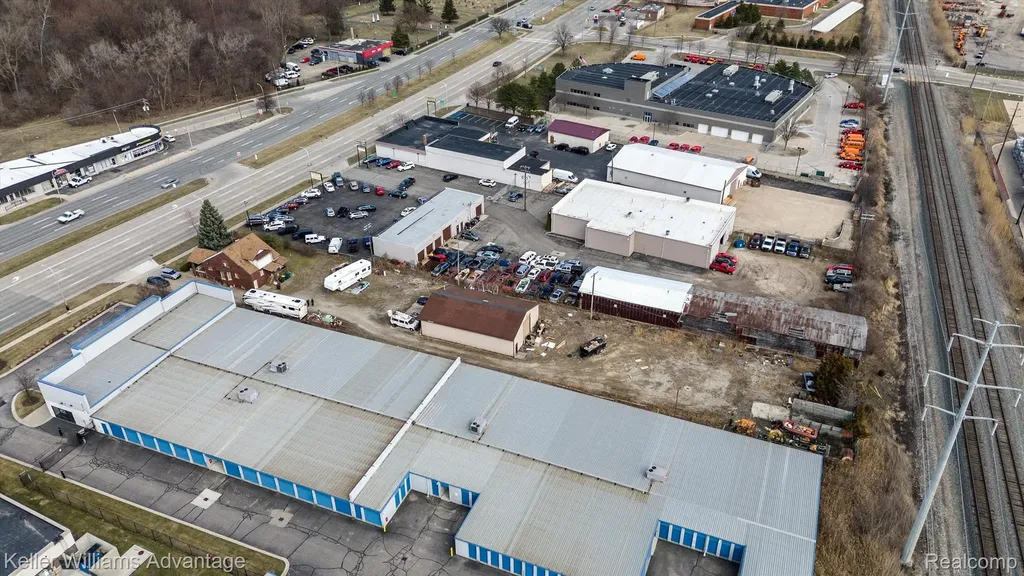 34233 Michigan Avenue Wayne City MI 48184