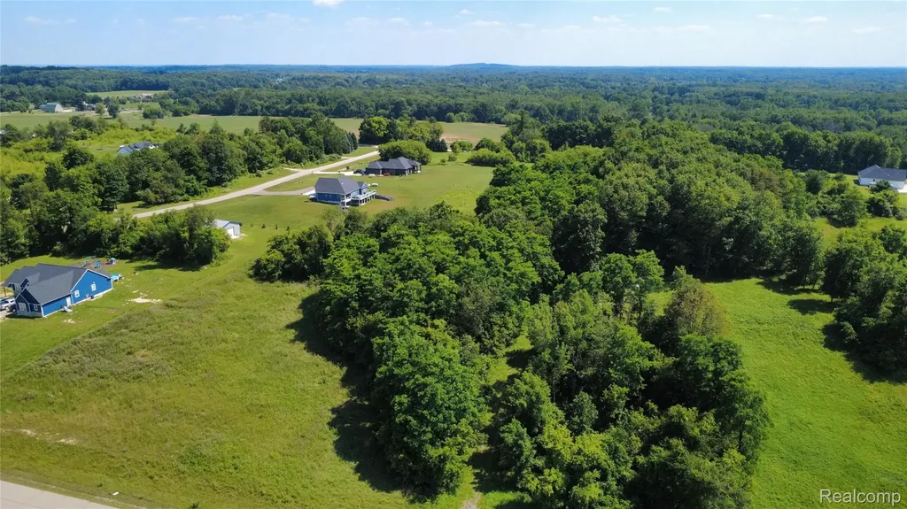 11 Lauren Lane Dryden Township MI 48428