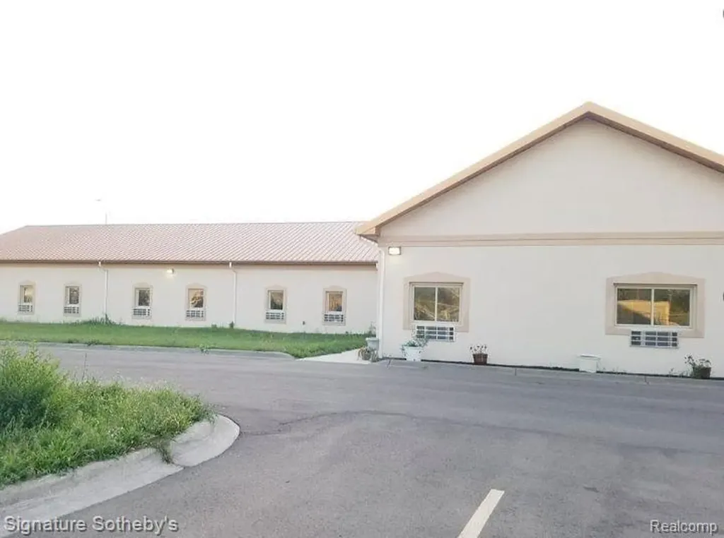 13850 Grand River Avenue Detroit City MI 48227