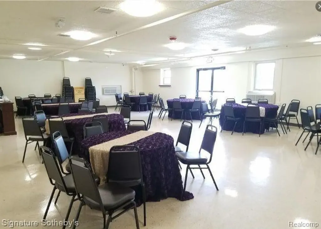 13850 Grand River Avenue Detroit City MI 48227