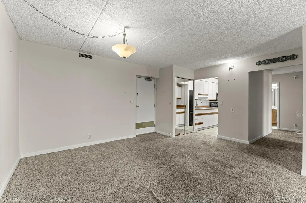 21800 Morley Avenue Dearborn City MI 48124