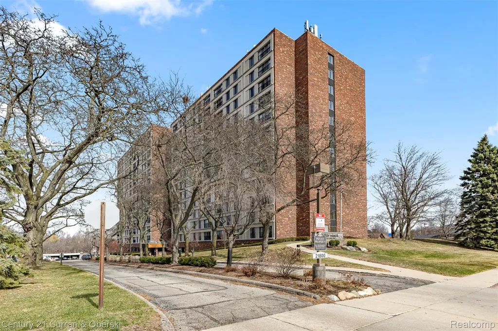 21800 Morley Avenue Dearborn City MI 48124