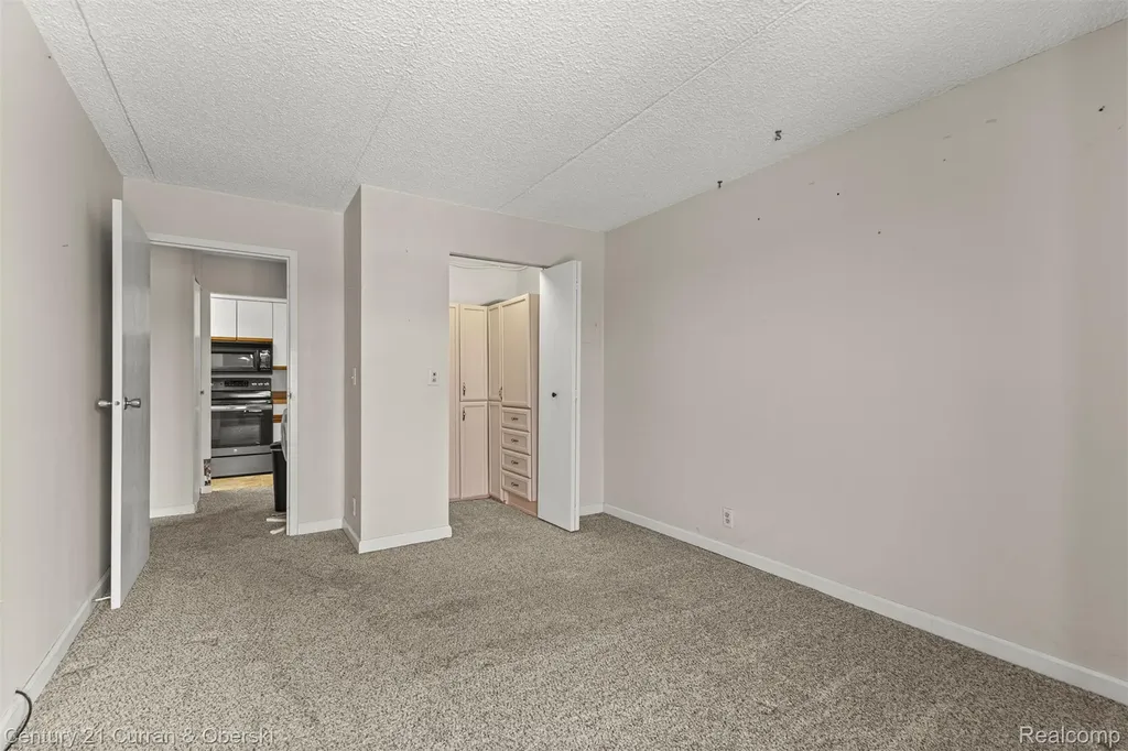 21800 Morley Avenue Dearborn City MI 48124