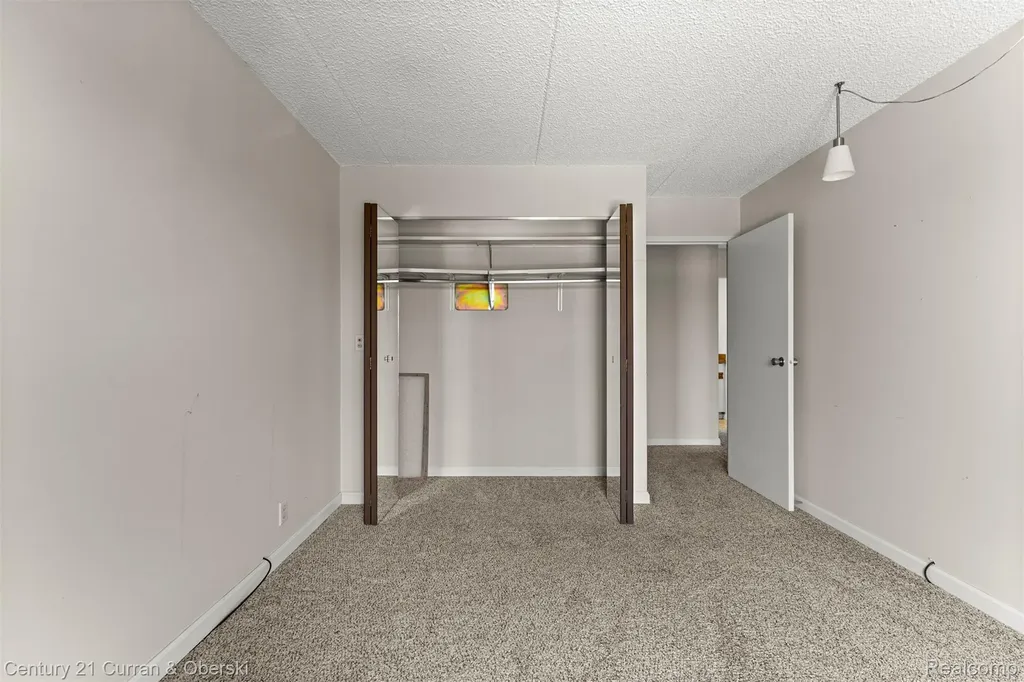 21800 Morley Avenue Dearborn City MI 48124