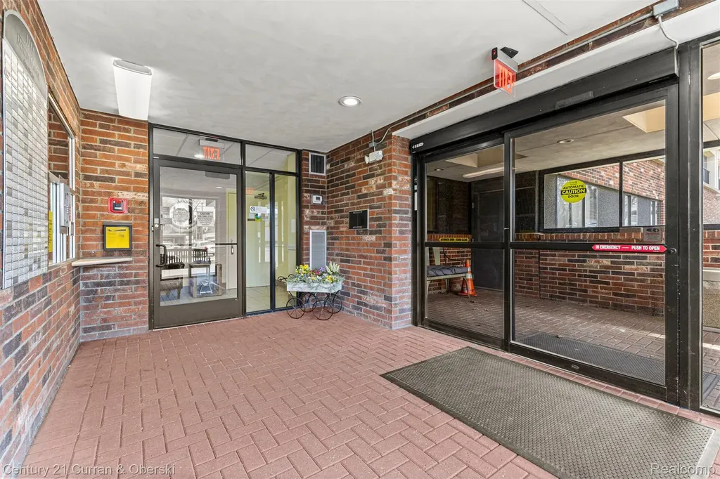 21800 Morley Avenue Dearborn City MI 48124