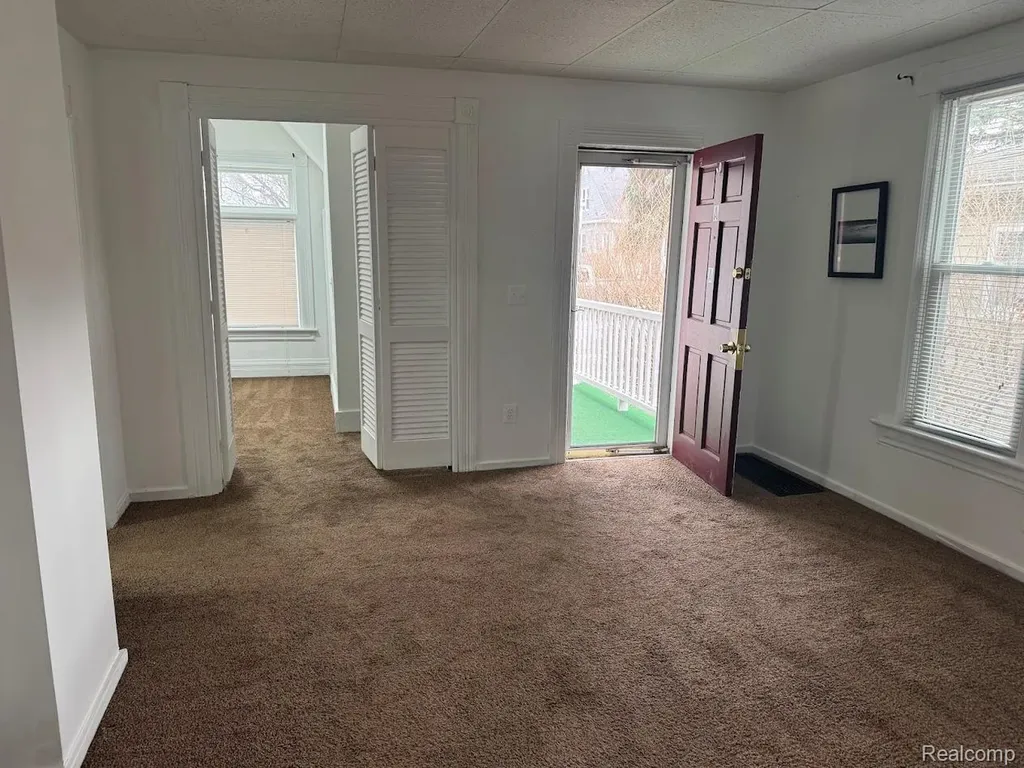 17 Stapleton Street Mt. Clemens City MI 48043