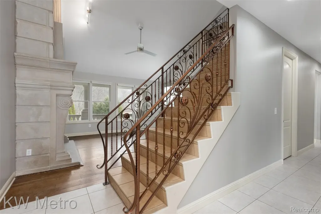 65884 Windrose Court Ray Township MI 48096