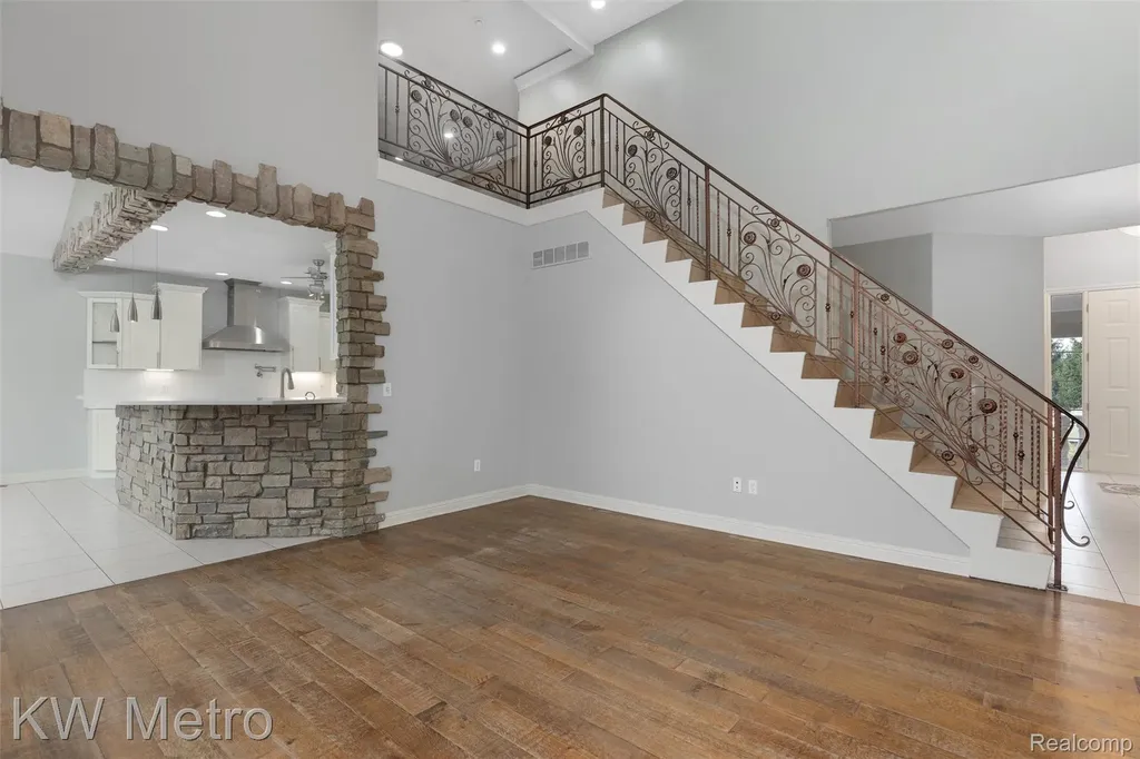 65884 Windrose Court Ray Township MI 48096