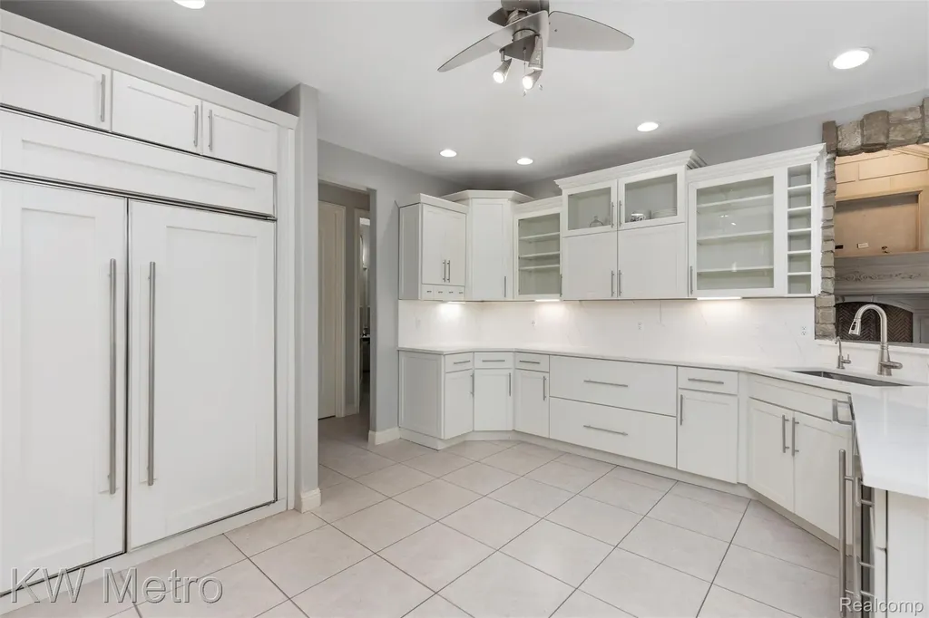 65884 Windrose Court Ray Township MI 48096