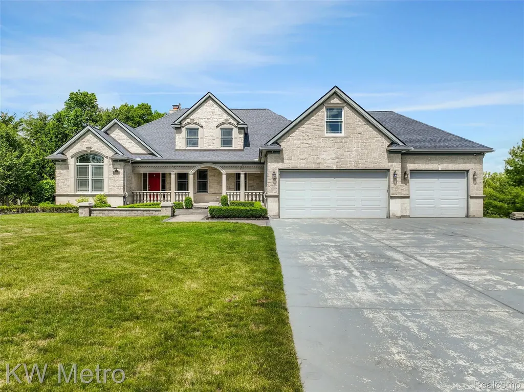 65884 Windrose Court Ray Township MI 48096