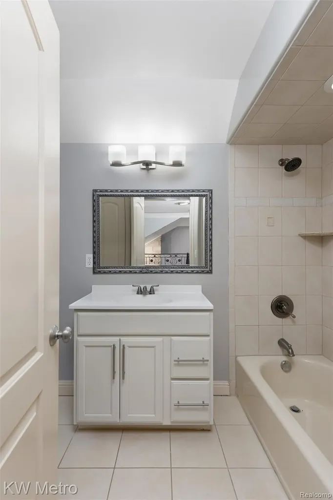 65884 Windrose Court Ray Township MI 48096
