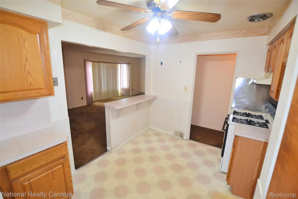 175 John Daly Street Inkster City MI 48141