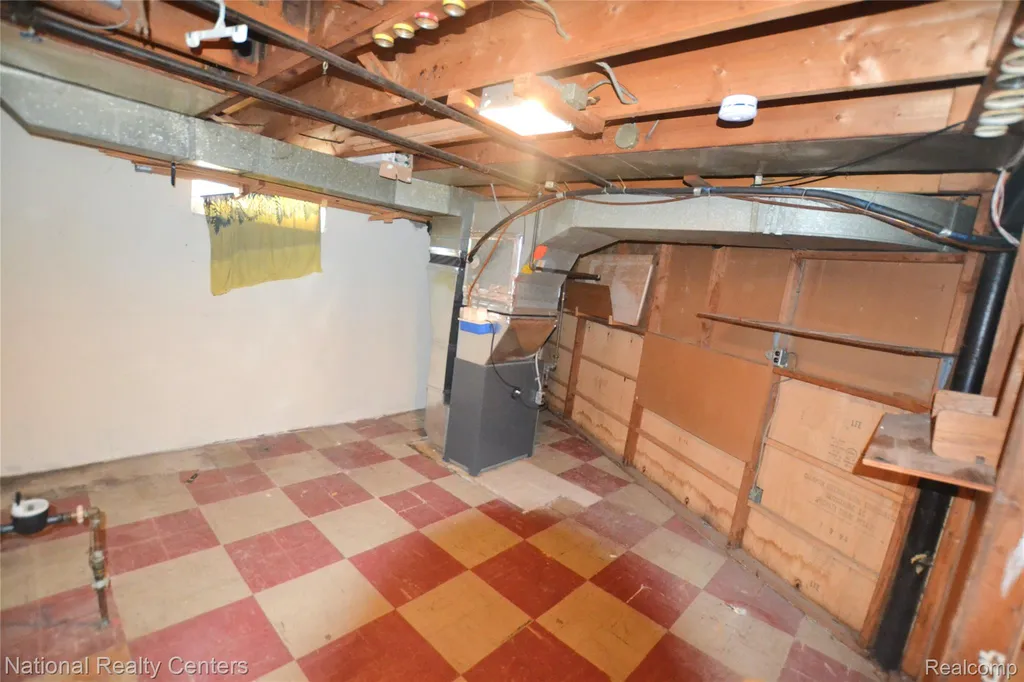 175 John Daly Street Inkster City MI 48141