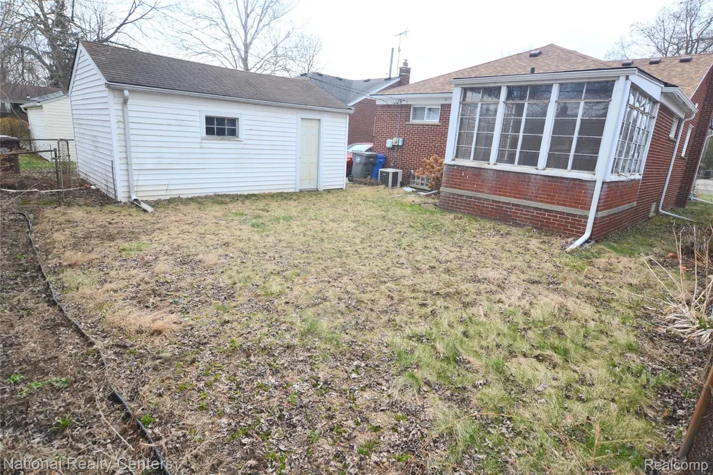 175 John Daly Street Inkster City MI 48141